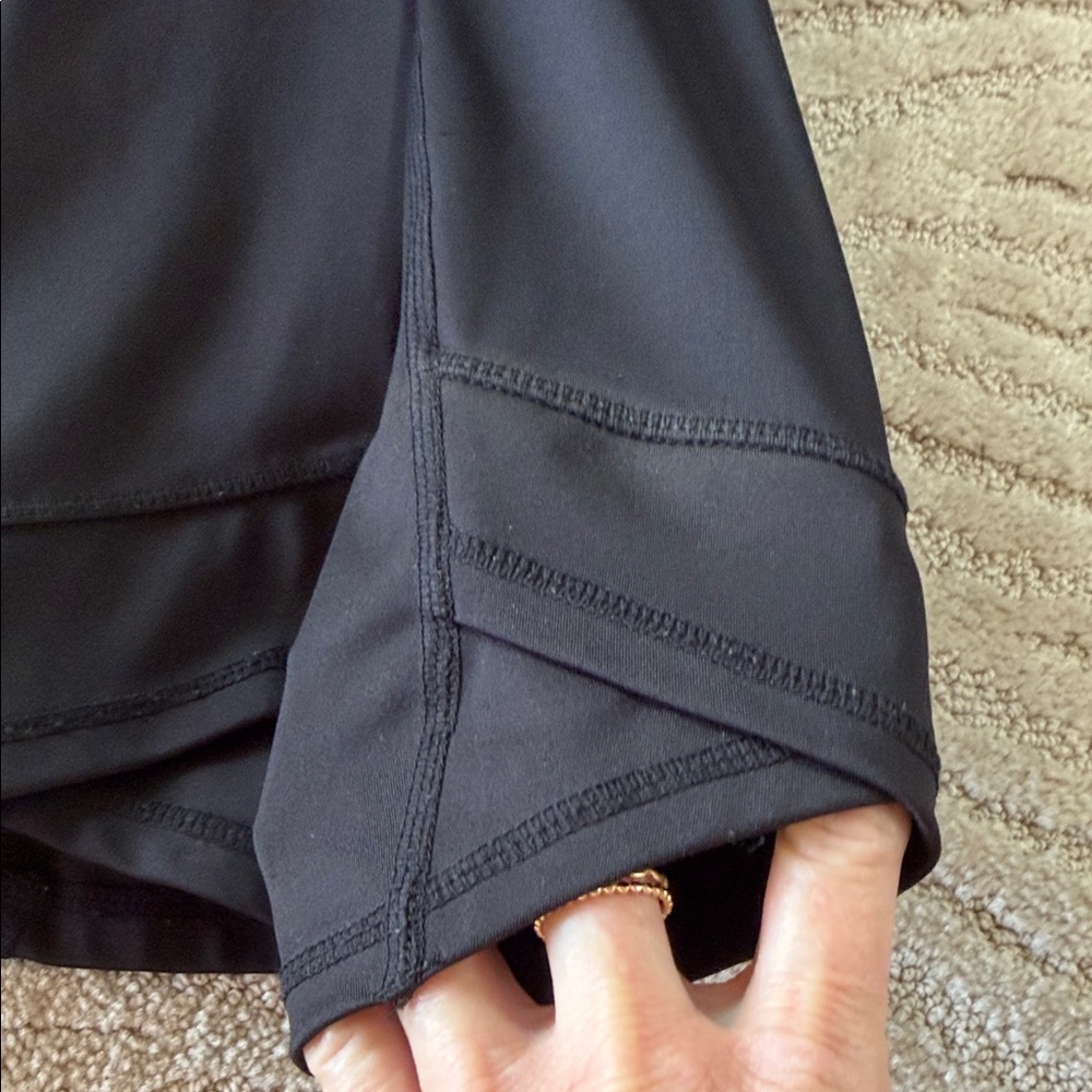 Black High-Waisted Leggings - Medium - Picture 4 of 5